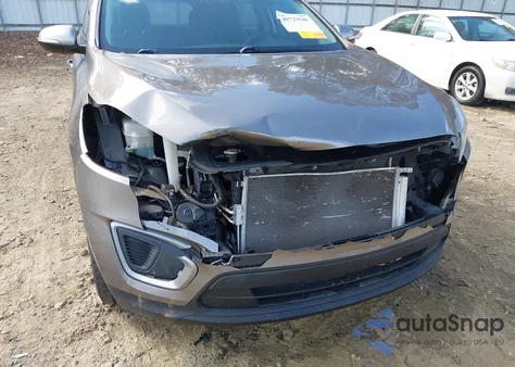 2017 Kia Sorento 2.4L Lx из США, поврежденный, VIN 5XYPG4A35HG222338